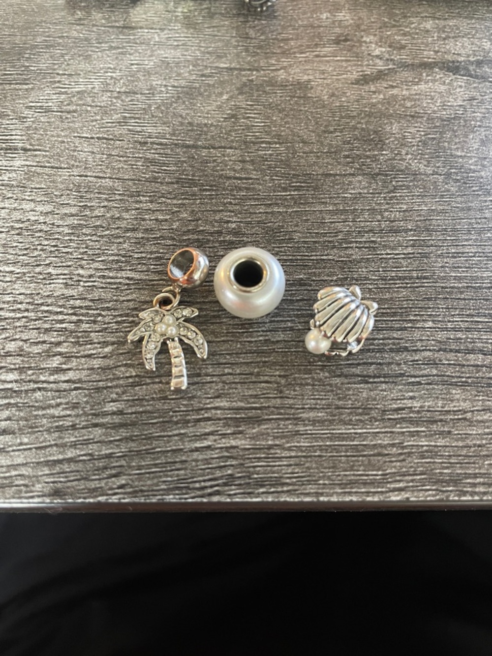 Hallmark Silver Tone Tropical Palm Tree, Pearl & Shell Bracelet Charms